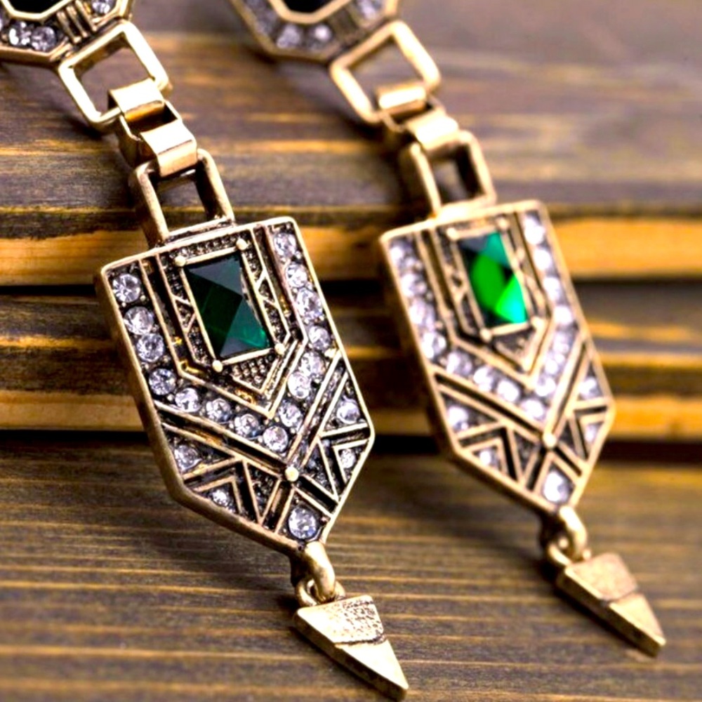 Art Deco Emerald Green Earrings